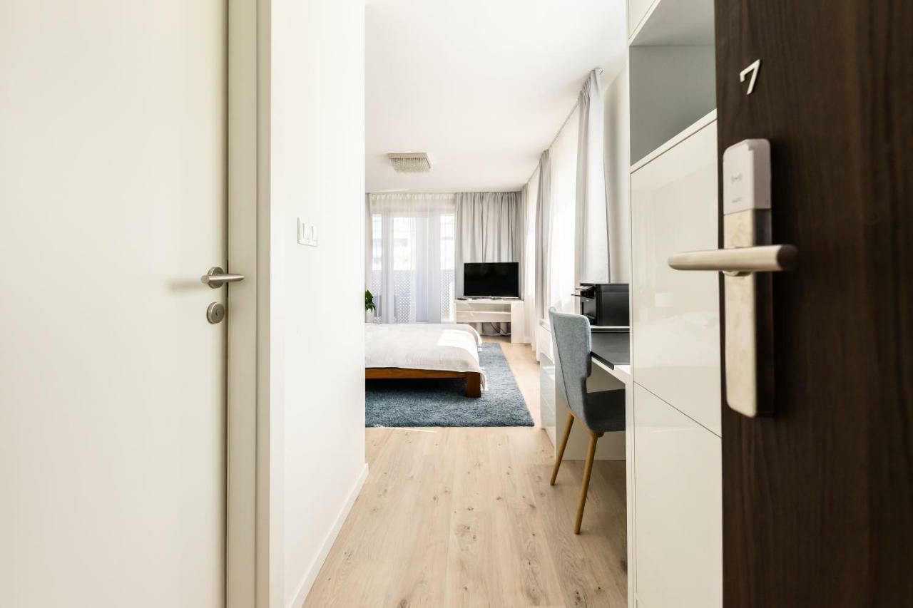 More Than Accommodation Bratislava Exterior foto