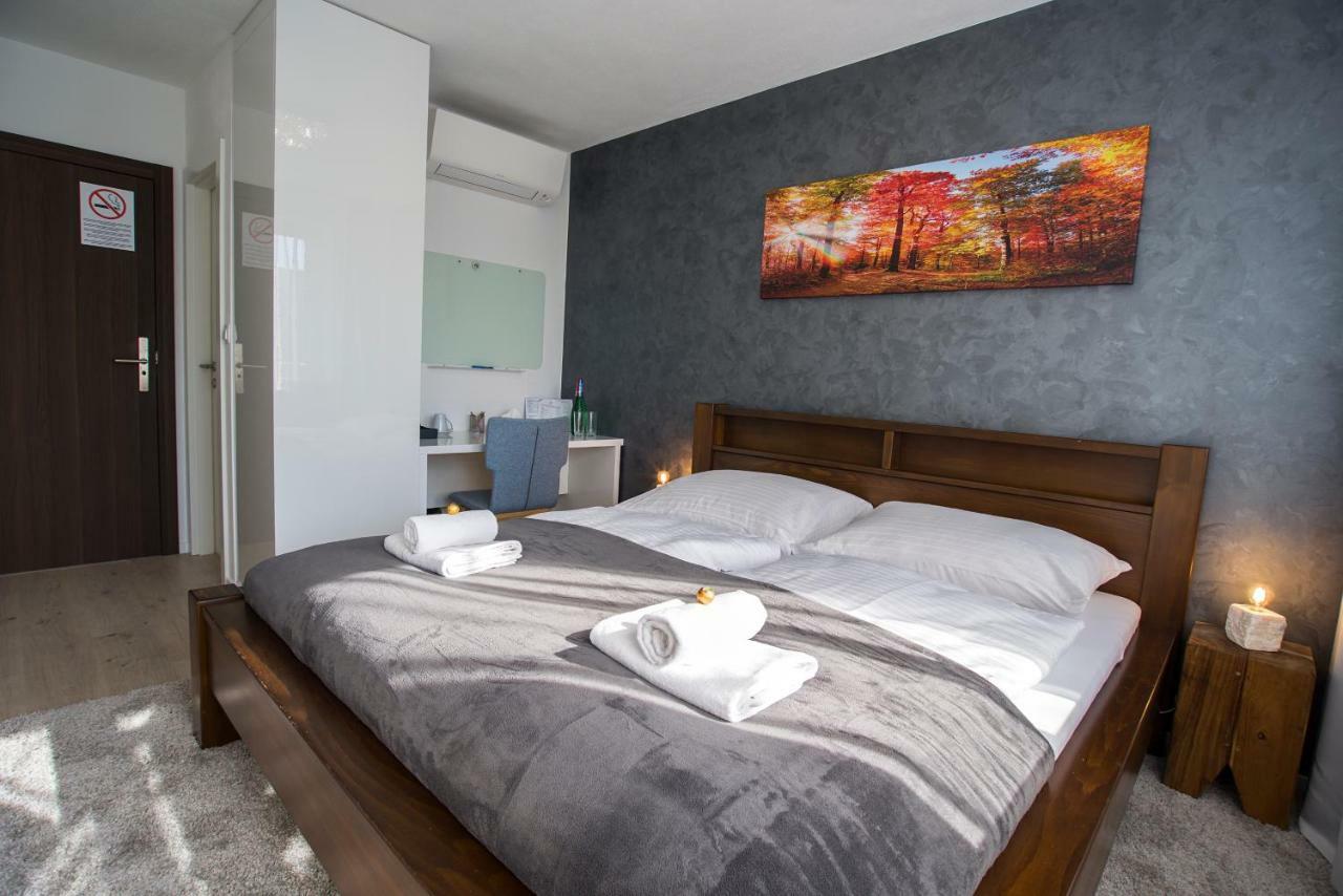 More Than Accommodation Bratislava Exterior foto